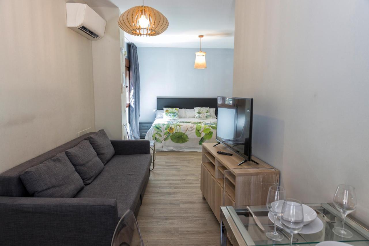 Apartamentos Onnight Màlaga Exteriér fotografie